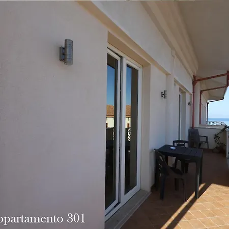 Le Colonne Tropea